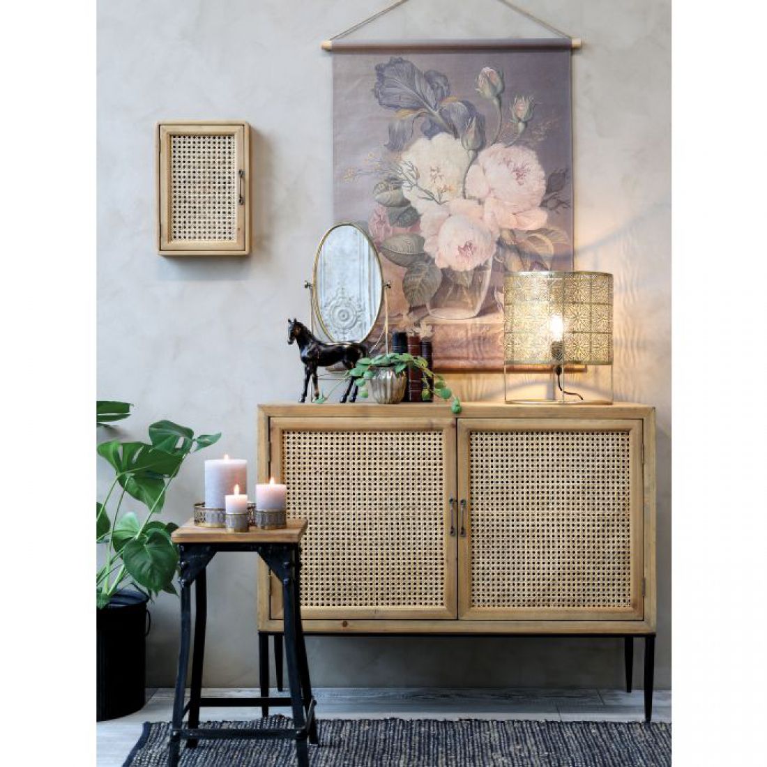 Metaliniai žvakių padėklai su dekoratyviniu kraštu sendinto žalvario spalvos