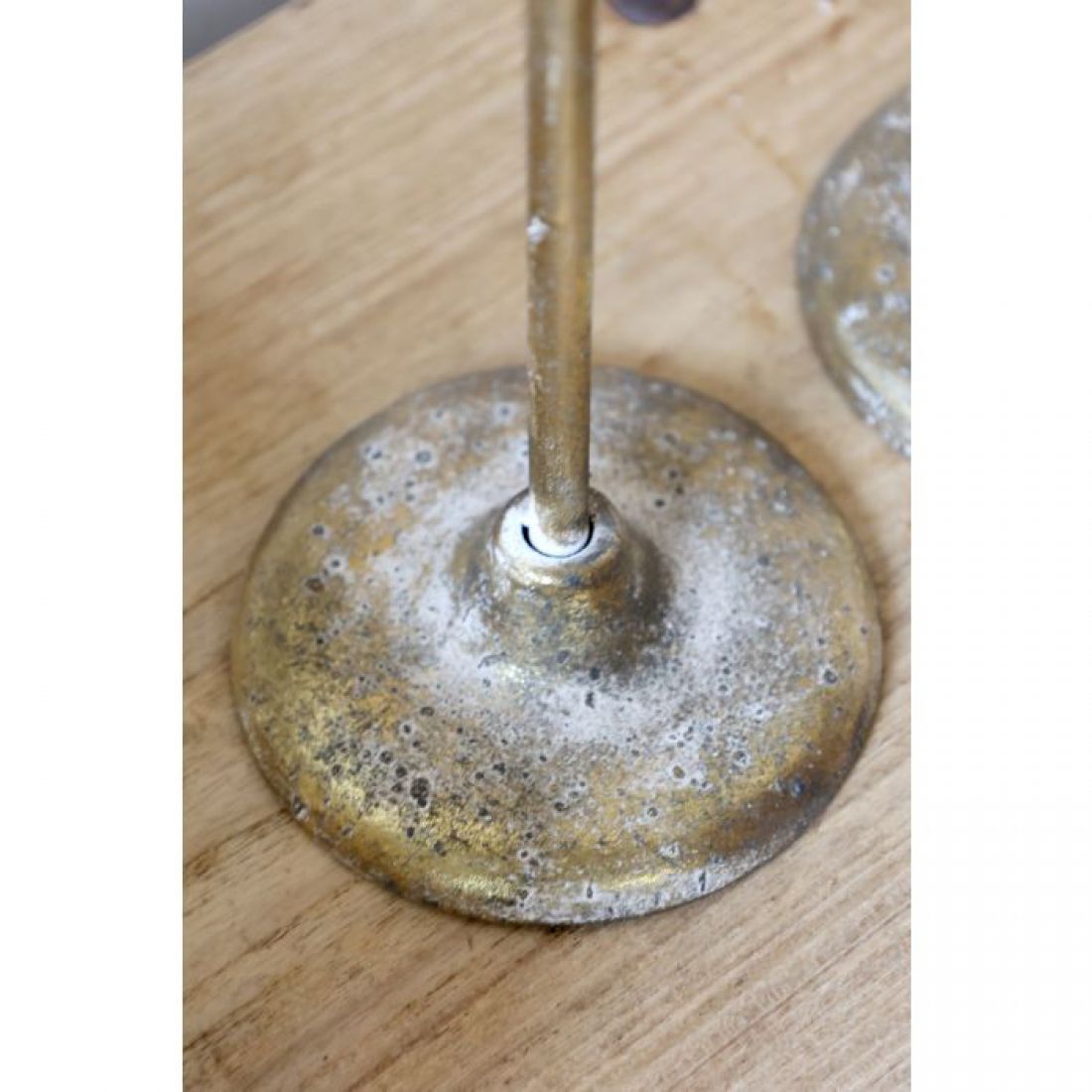 Žvakidė sendinto žalvario