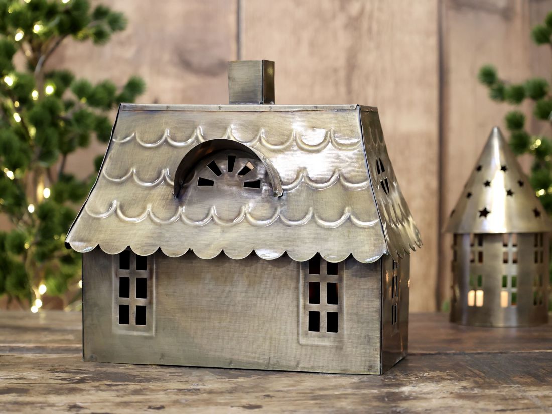 Žvakių namelis sendinto žalvario