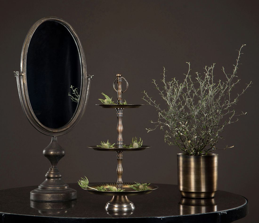 Juodas ovalus stalo veidrodis