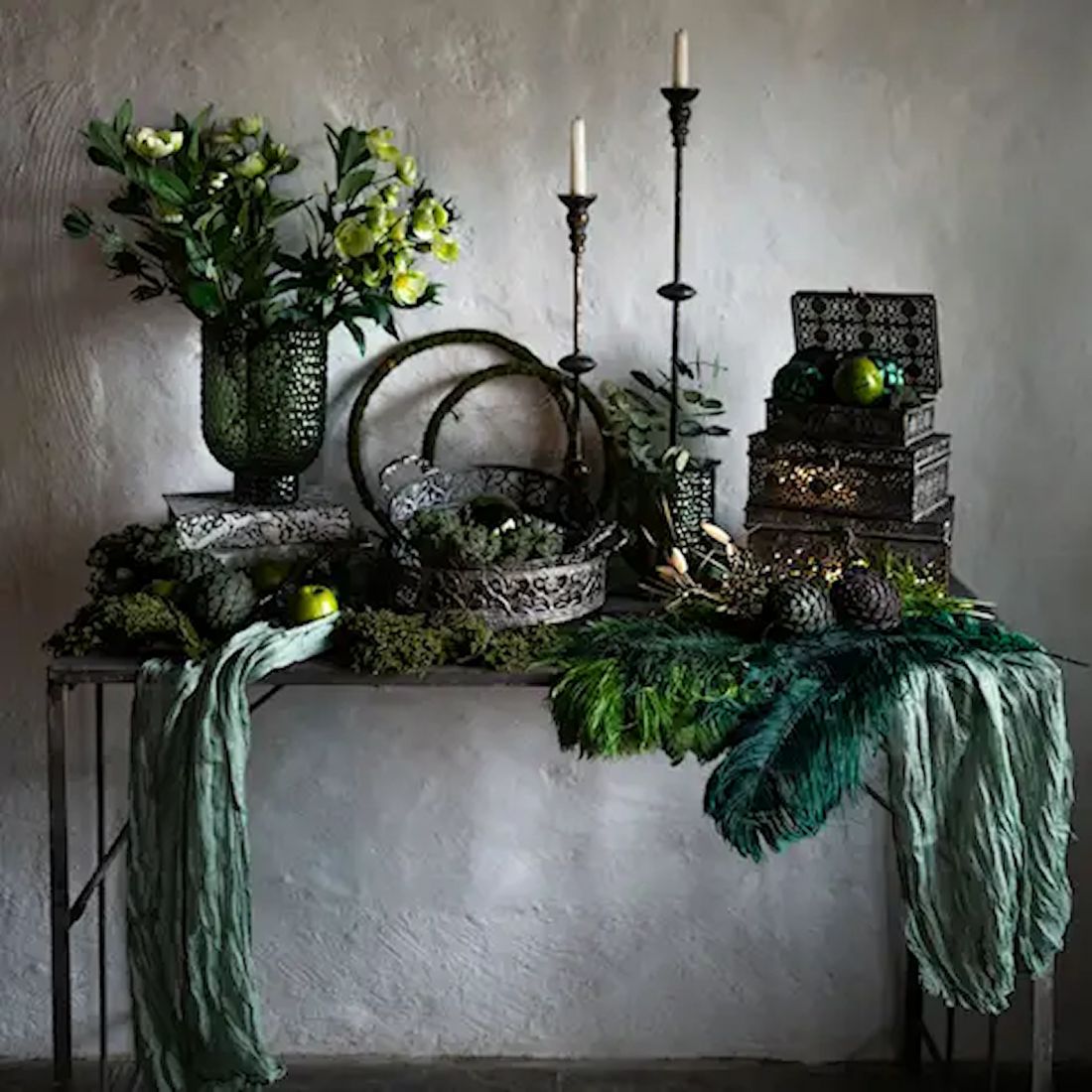 Padėklas/veidrodis, atspindintis antikvarinį G.Brown atspalvį