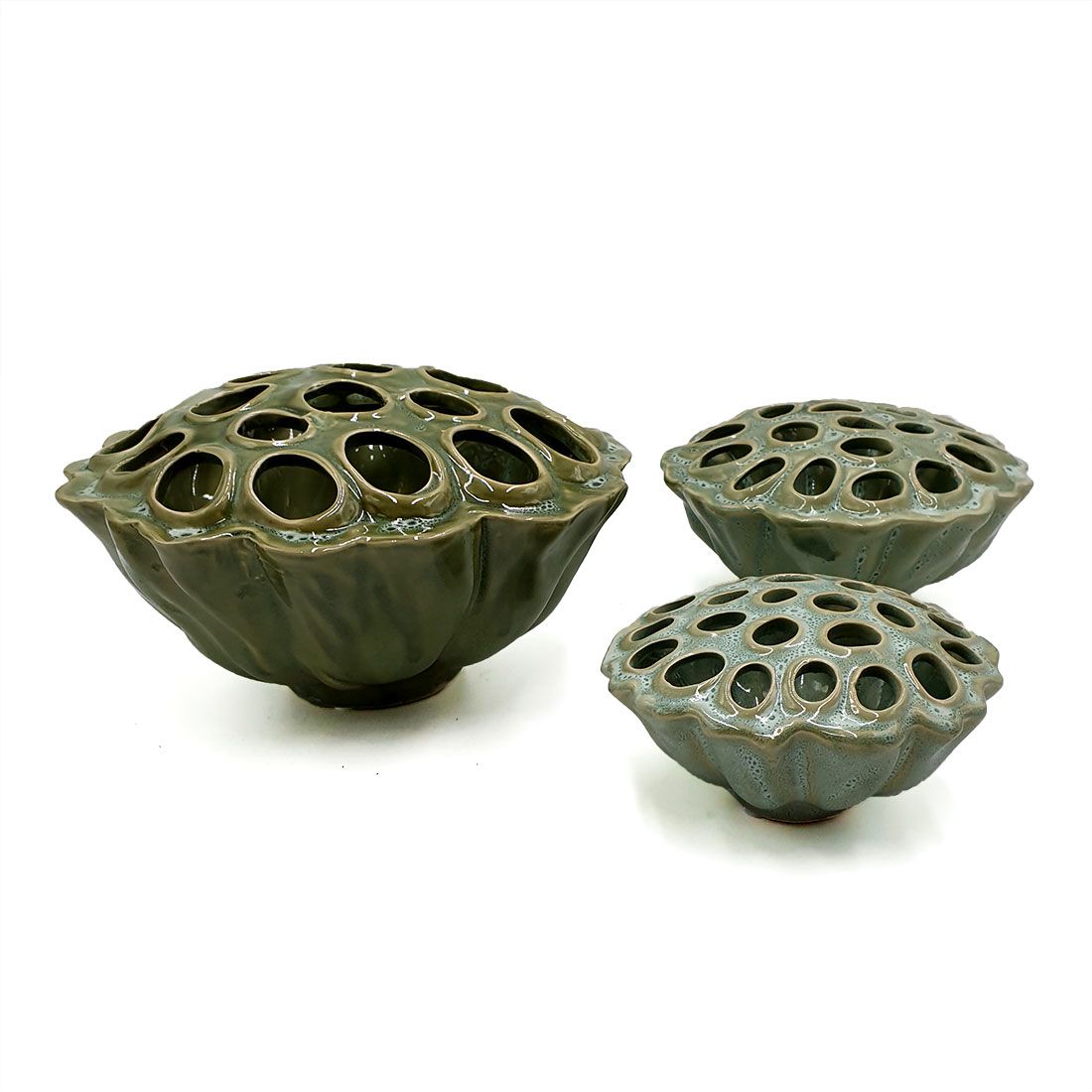 Žalia keramikinė vaza „Lotosas“